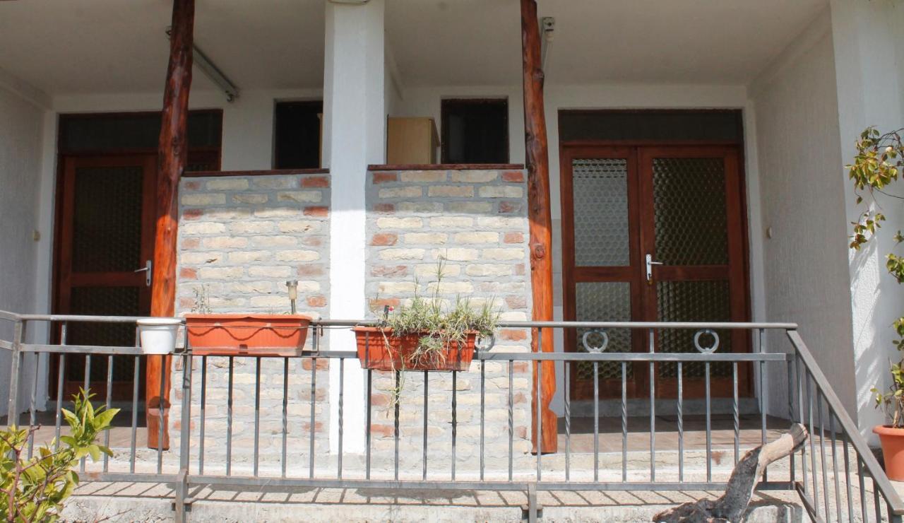 Pataki Studios Petrovac Dış mekan fotoğraf