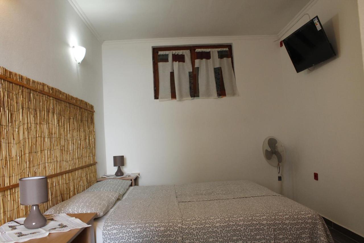 Pataki Studios Petrovac Dış mekan fotoğraf